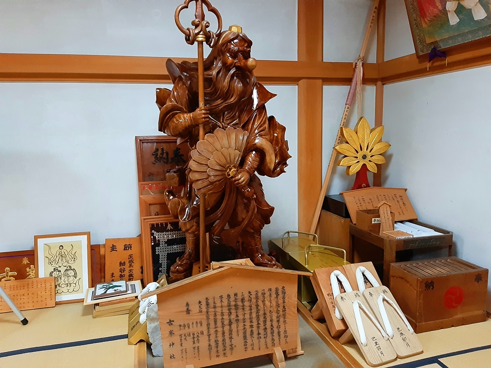 古峯神社は「天狗の社」と呼ばれ、災厄消除・開運で有名：栃木県鹿沼市