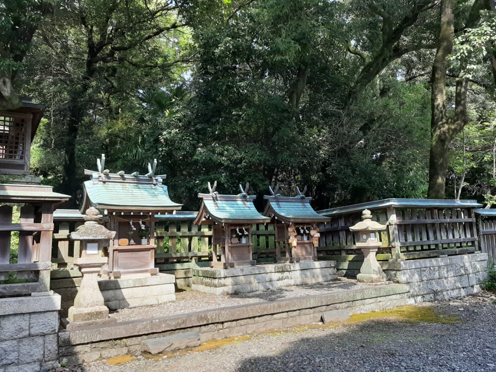 竈山神社